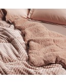 Das Home: Κουβερτοπάπλωμα Sherpa υπέρδιπλο, 1363 Das Home: Κουβερτοπάπλωμα Sherpa υπέρδιπλο, 1363